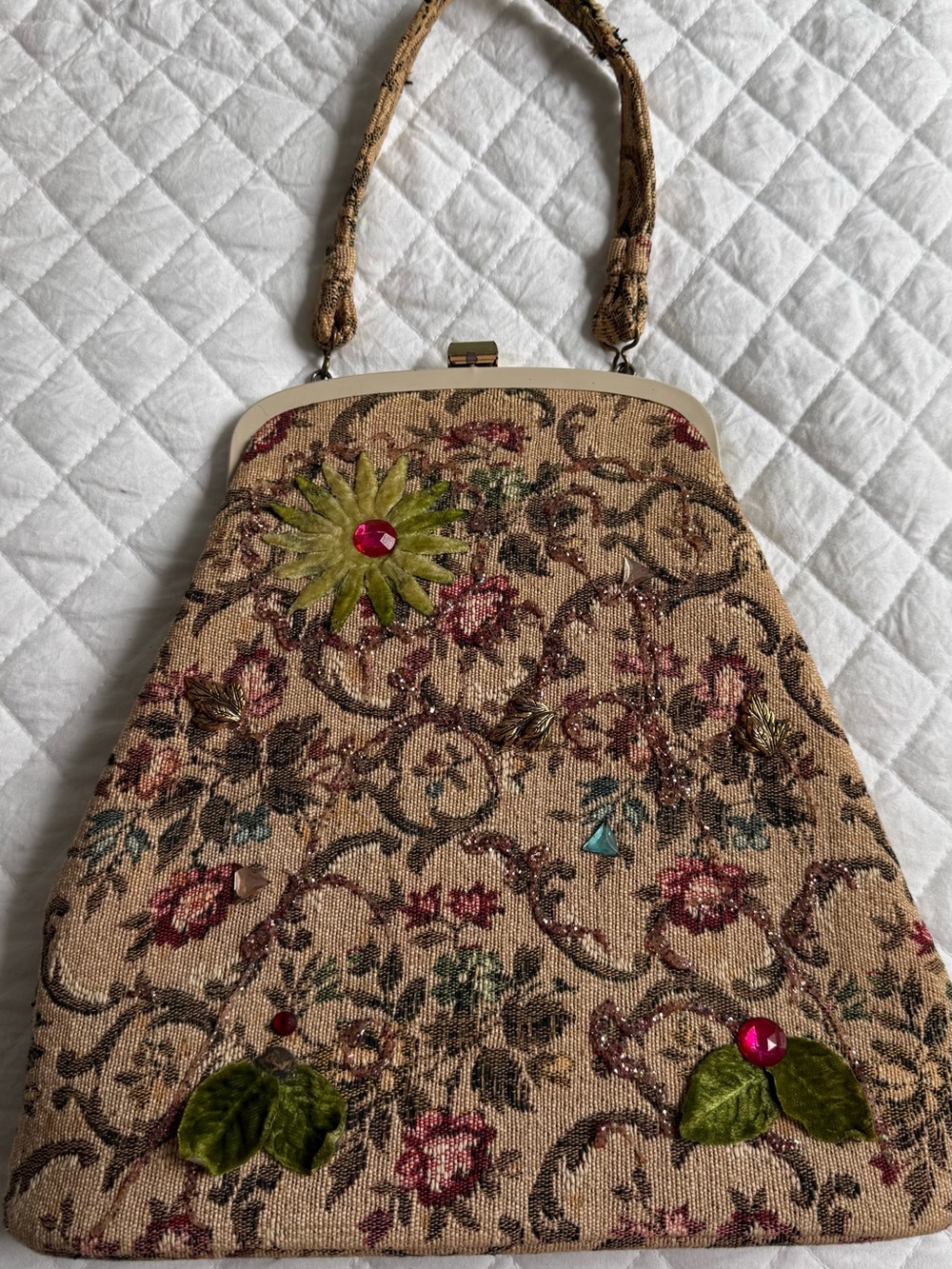 Floral Vintage 50s/60s Embroidered Beige Tapestry Handbag